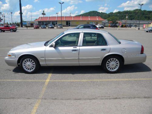 2010 mercury grand marquis ls sedan 4-door 4.6l....includes warranty, too!