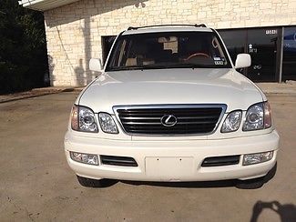 2002 lexus lx470   pearl white navigation,heated seat,mark levinson,clean carfax