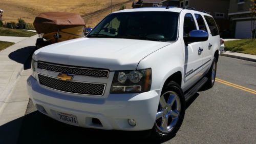 2011 chevrolet suburban ltz 38k miles