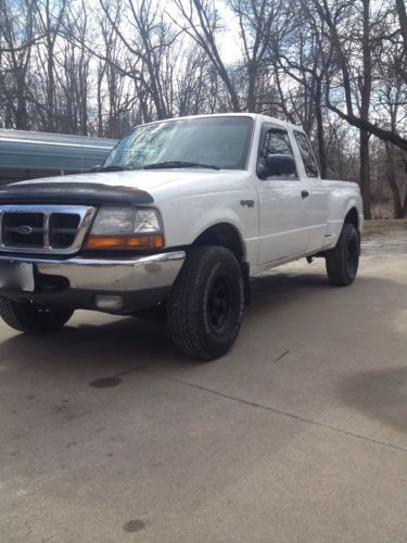 4x4, new tires, new brakes, runs like a champ, clean title 148,000 miles
