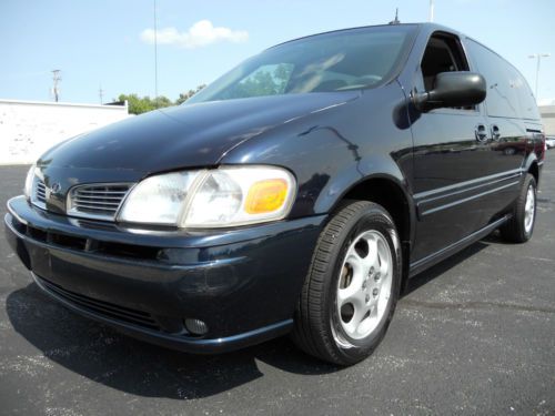 Very clean in &amp; out! runs &amp; looks great! many options! don&#039;t miss this minivan!!
