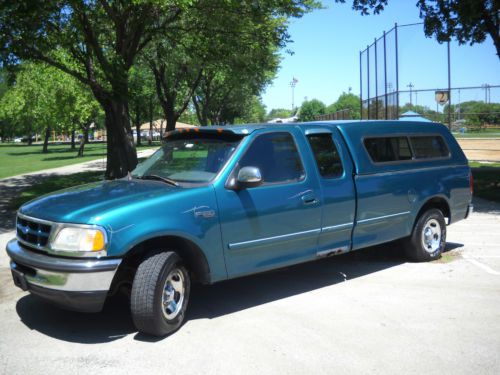 1997 ford f-150 xlt extended cab pickup 3-door 4.6l- 8&#039; box with fiberglass cap