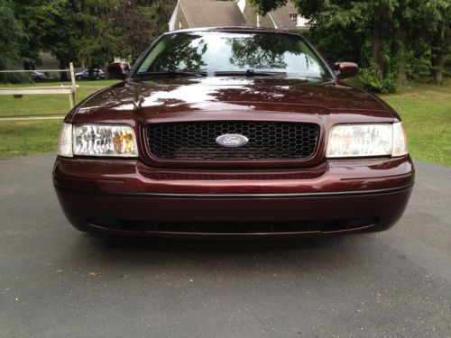 2003 Ford Crown Victoria Interceptor Pursuit Custom, image 3