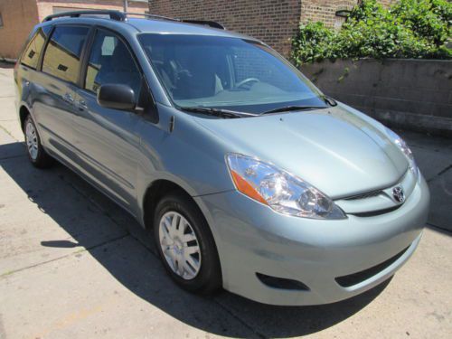 2010 toyota sienna le 5dr 7-passenger van excellent runner no reserve