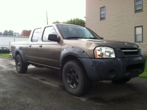 2002 nissan frontier xe crew cab pickup 4-door 3.3l