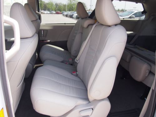 2014 toyota sienna xle
