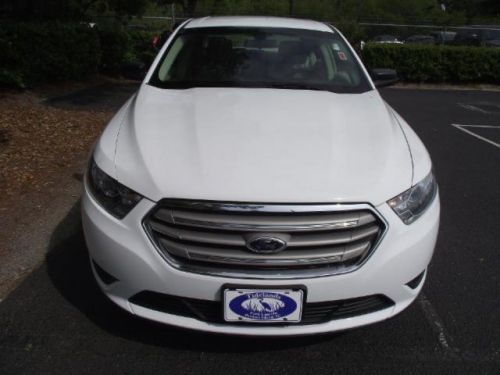 2013 ford taurus se