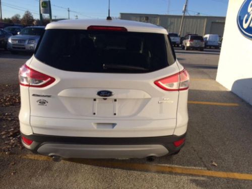 2014 ford escape se