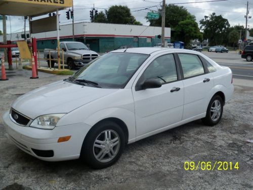 2005 ford focus zx4 sedan 4-door 2.0l