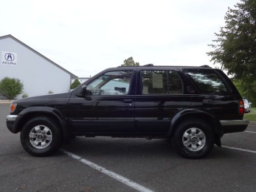 No reserve 1999 nissan pathfinder le 4x4 v6 auto lthr roof handymans special