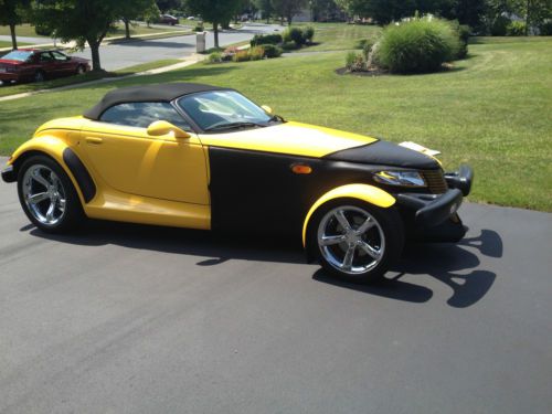 2000 plymouth prowler - yellow, &#034;select collector&#039;s vehicle&#034;