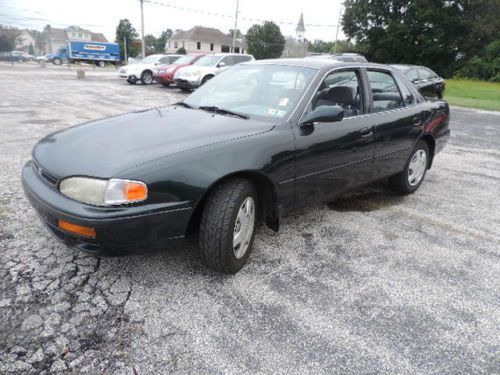 1995 toyota camry v6 le, no reserve, looks and runs fine,
