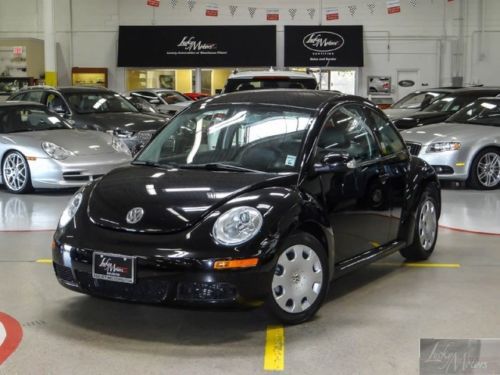 2010 volkswagen new beetle coupe automatic