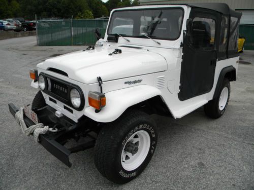 1975 toyota landcruiser fj40 solid original new paint nice!!!!!