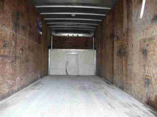 E 350 7.3 DIESEL 1996 17' CUBE BOX TRUCK W/ ATTIC, image 3