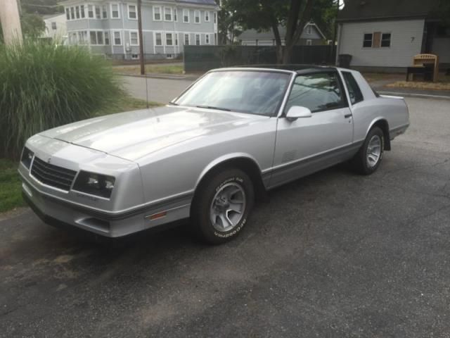 Chevrolet: monte carlo aerocoupe