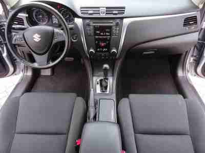 Florida 10 Kizashi Clean Carfax Good On Gas 2.4L 4-Cylinder CD Alloys No Reserve, image 3