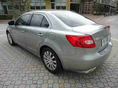 Florida 10 Kizashi Clean Carfax Good On Gas 2.4L 4-Cylinder CD Alloys No Reserve, image 4
