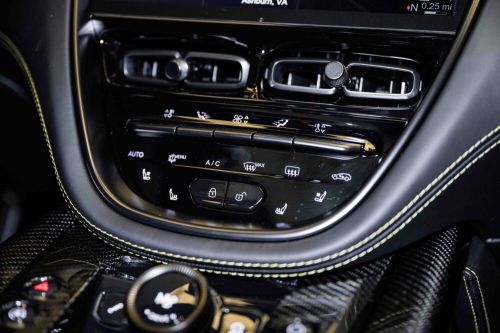 2024 Aston Martin DBX 707, US $289,995.00, image 25