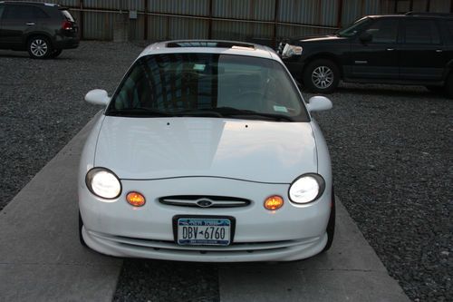 1999 ford taurus sho sedan 4-door 3.4l v8