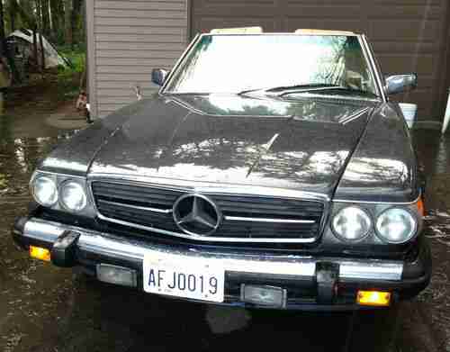 1988 Mercedes Benz SL-560 Roadster, 2 tops.  Black pearl & Palomino, US $16,000.00, image 3