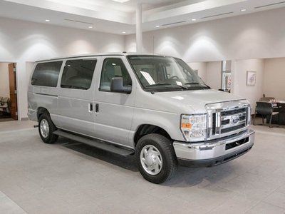 Econoline, low mileage, 8 cylinder, 8 passenger