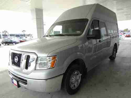 2013 Nissan NV2500 SV  Rare Colored Silver Unit! High Roof!  NO RESERVE!!, image 3