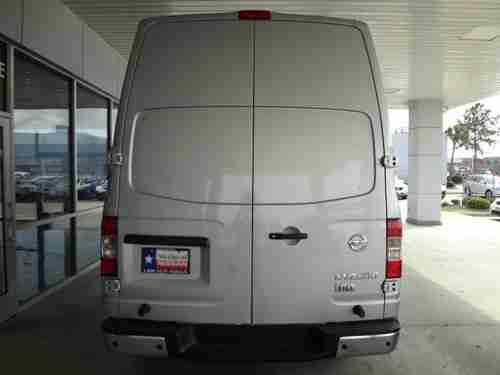 2013 Nissan NV2500 SV  Rare Colored Silver Unit! High Roof!  NO RESERVE!!, image 5