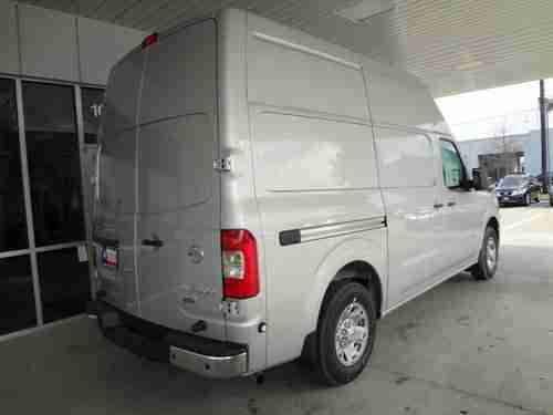 2013 Nissan NV2500 SV  Rare Colored Silver Unit! High Roof!  NO RESERVE!!, image 6