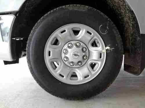 2013 Nissan NV2500 SV  Rare Colored Silver Unit! High Roof!  NO RESERVE!!, image 8