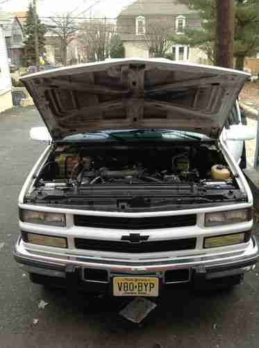 chevrolet silverado 3500 dually diesel, image 2