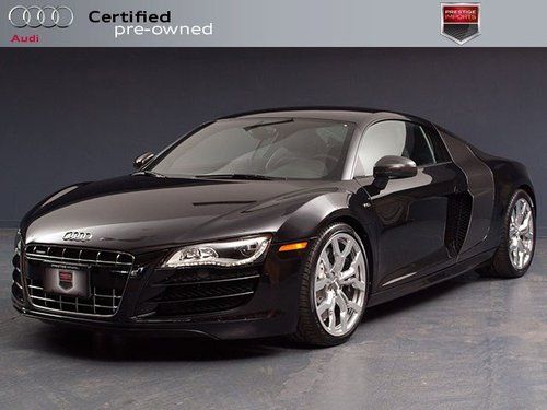 2012 audi r8 5.2 coupe *warranty* only 1828 miles*