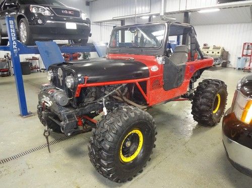 Jeep yj custom rock crawler/ mudder 360 v8