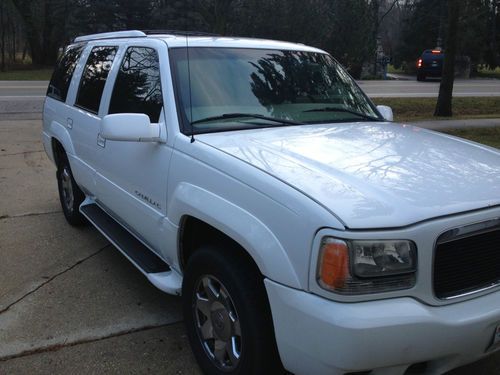 1999 cadillac escalade base sport utility 4-door 5.7l