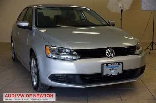 2012 vw jetta sedan se pzev automatic leather free carfax 1 owner low miles k28