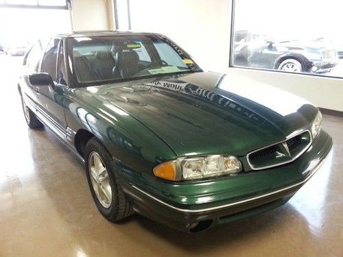 1996 pontiac bonneville 4dr sdn se (cooper lanie 765-413-4384)