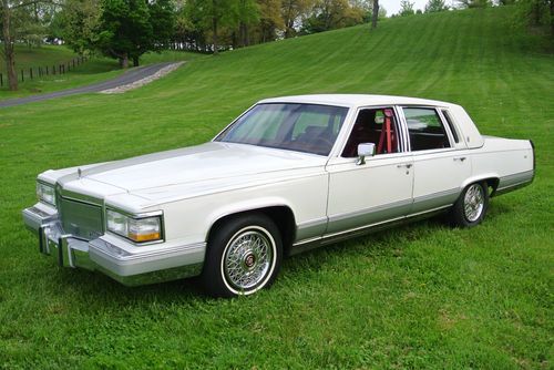 1990 cadillac fleetwood braougham, 54,000 miles, sharp car