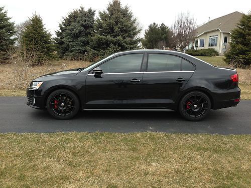 2012 volkswagen jetta gli sedan 4-door 2.0l four 4 cylinder gti 2.0t turbo 2.0