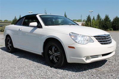 08 convertible touring white mwk wheels leather wood grain clean chrysler fwd