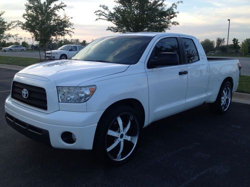 2008 toyota tundra sr5 extended crew cab pickup 4-door 5.7l 24"wheels trd pkg