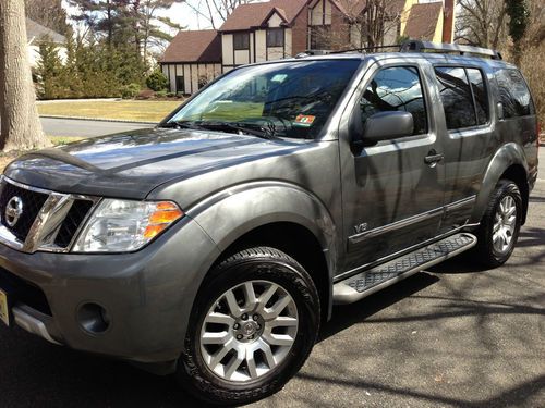 2008 nissan pathfinder le- v8 5.6l 320 hp 4x4- no reserve!!!!!