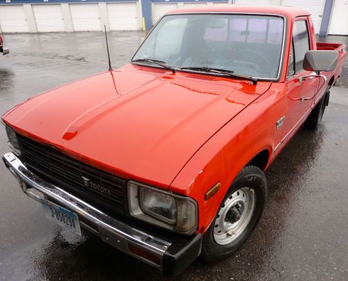 Toyota diesel pickup 1982 5-speed power truck long bed box sr5 truck hilux