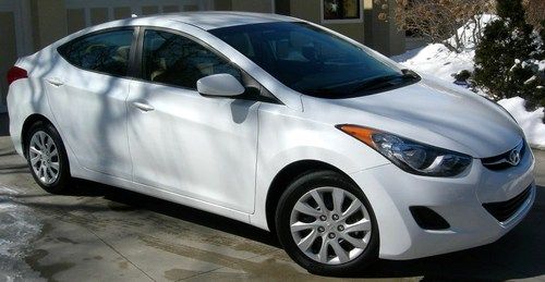 2013 hyundai elantra gls only 9m 1 owner, 40+ mpg, 100% factory warranty, new!