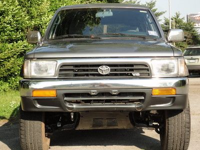 NO RESERVE TOYOTA SR 5 V6 4WD 4X4 AWD NO RUST GOOD MILES CLEAN RUNS DRIVES GREAT, image 2