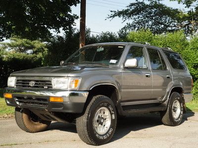 NO RESERVE TOYOTA SR 5 V6 4WD 4X4 AWD NO RUST GOOD MILES CLEAN RUNS DRIVES GREAT, image 3