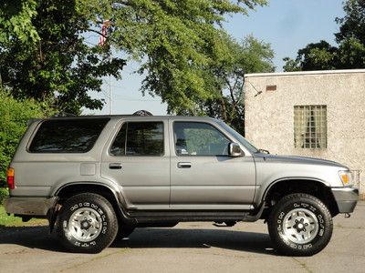NO RESERVE TOYOTA SR 5 V6 4WD 4X4 AWD NO RUST GOOD MILES CLEAN RUNS DRIVES GREAT, image 8