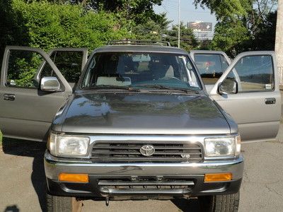 NO RESERVE TOYOTA SR 5 V6 4WD 4X4 AWD NO RUST GOOD MILES CLEAN RUNS DRIVES GREAT, image 13