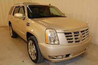Cadillac escalaxde, hybrid, 2wd, 2nd row bench seat, navigation, we finance