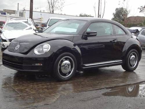 2012 volkswagen beetle salvage repairable only 10k miles will not last runs!!!