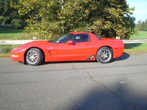 2001 Chevrolet Corvette Z06 Coupe 2-Door 5.7L, image 2